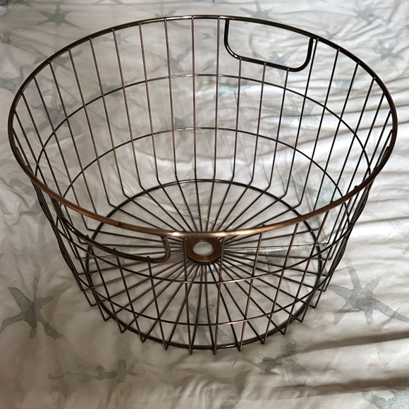 Other - Elegant Bronze Wire Basket
